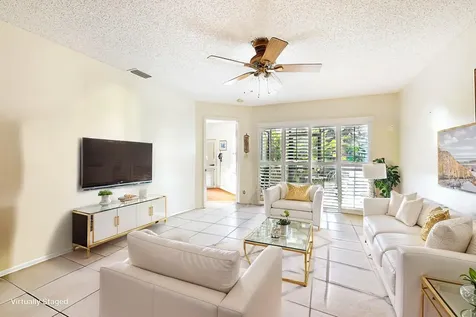 405 Harbour Pointe Way Greenacres FL 33413