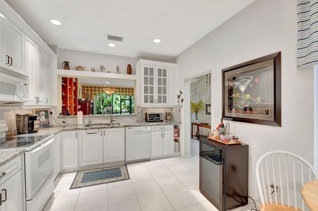 6366 Longboat Lane Boca Raton FL 33433