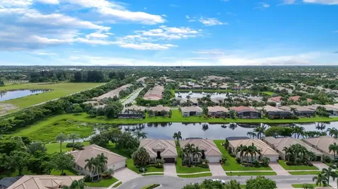 9692 Dovetree Isle Drive Boynton Beach FL 33473