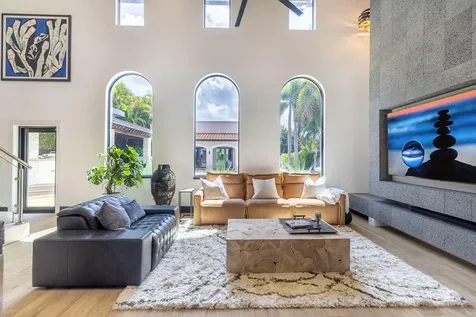 290 Nw 6th Street Boca Raton FL 33432