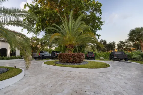 290 Nw 6th Street Boca Raton FL 33432