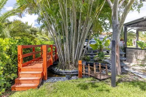 290 Nw 6th Street Boca Raton FL 33432