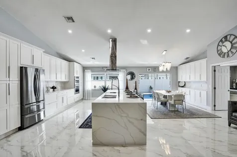 7400 Rosewood Circle Boca Raton FL 33487