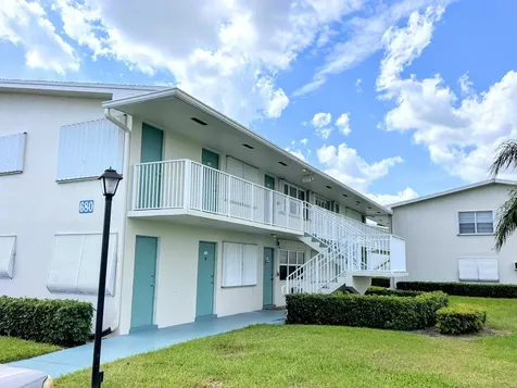 680 Horizons W Boynton Beach FL 33435