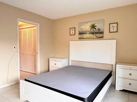 680 Horizons W Boynton Beach FL 33435