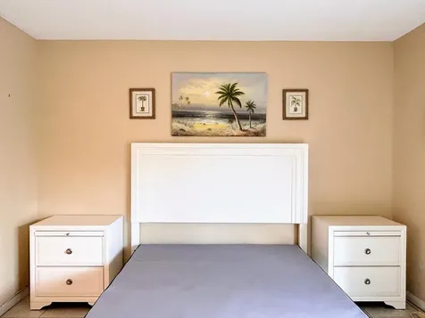 680 Horizons W Boynton Beach FL 33435