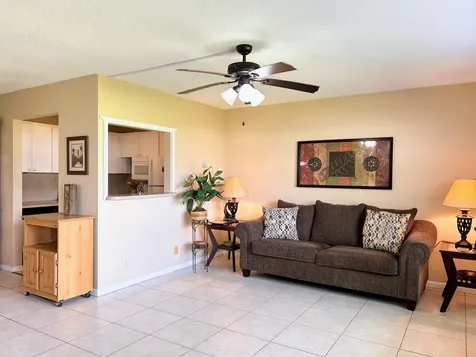 680 Horizons W Boynton Beach FL 33435