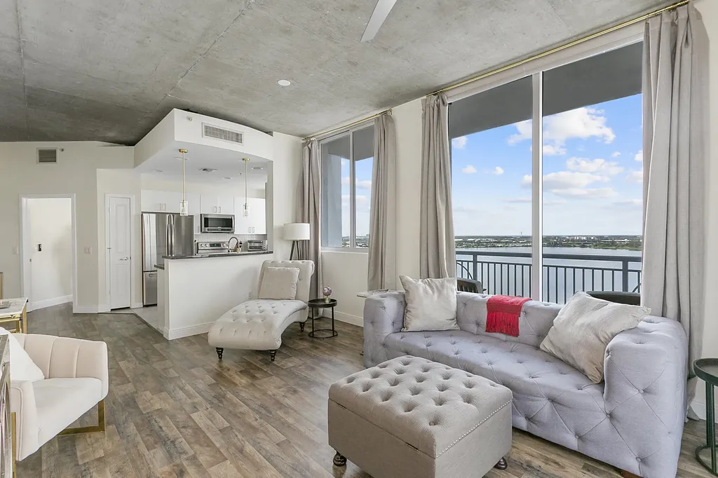 300 S Australian Avenue West Palm Beach FL 33401