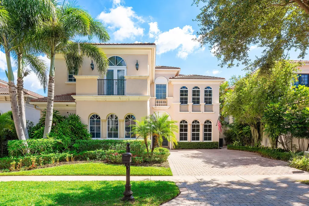 17929 Villa Club Way Boca Raton FL 33496