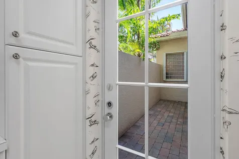 17929 Villa Club Way Boca Raton FL 33496