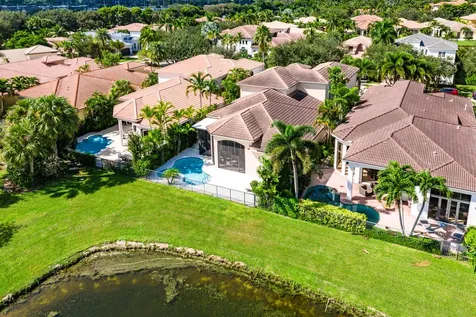 17929 Villa Club Way Boca Raton FL 33496