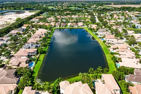 17929 Villa Club Way Boca Raton FL 33496
