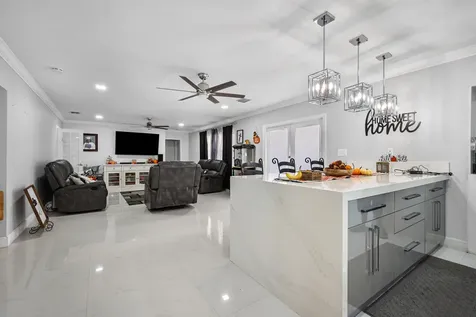 334 Se Avenue I Belle Glade FL 33430