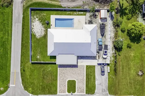 334 Se Avenue I Belle Glade FL 33430