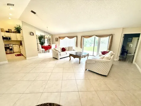 9192 Sun Pointe Drive Boynton Beach FL 33437