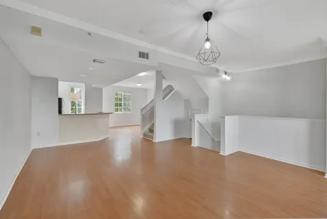 2911 Ne 185th Street Aventura FL 33180