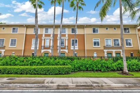 2911 Ne 185th Street Aventura FL 33180