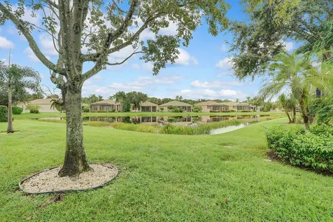 10887 Summerville Way Boynton Beach FL 33437