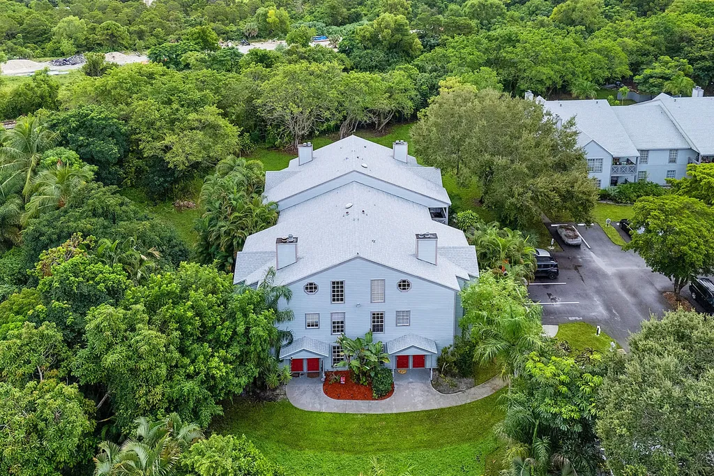 5063 Heatherhill Lane Boca Raton FL 33486