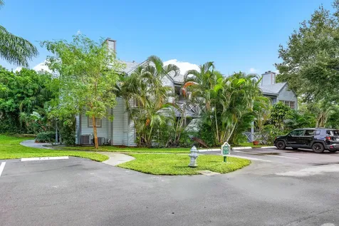 5063 Heatherhill Lane Boca Raton FL 33486