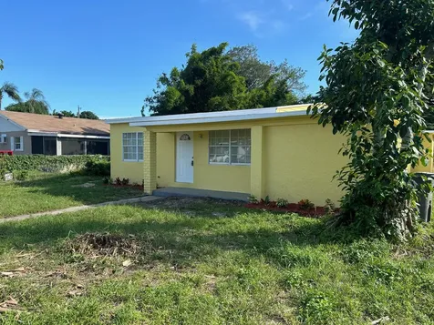 5840 Banana Road West Palm Beach FL 33413