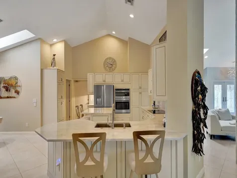 6806 Newport Lake Circle Boca Raton FL 33496