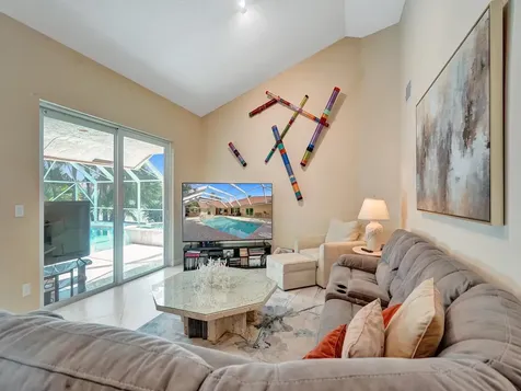 6806 Newport Lake Circle Boca Raton FL 33496