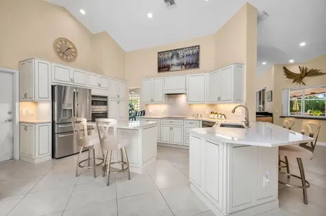 6806 Newport Lake Circle Boca Raton FL 33496