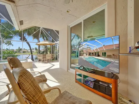6806 Newport Lake Circle Boca Raton FL 33496