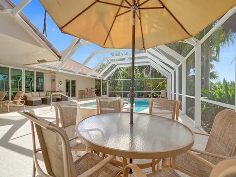 6806 Newport Lake Circle Boca Raton FL 33496