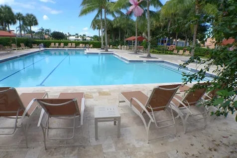 6806 Newport Lake Circle Boca Raton FL 33496
