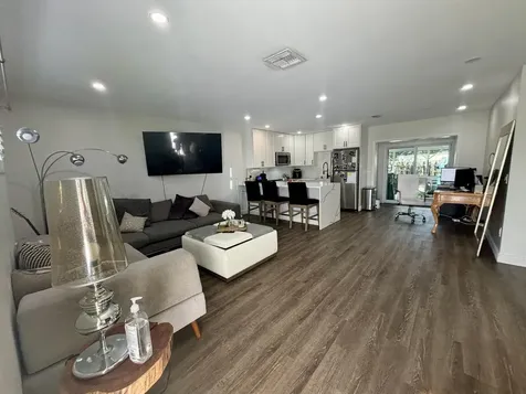 5027 Michigan Avenue West Palm Beach FL 33415