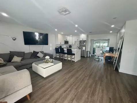 5027 Michigan Avenue West Palm Beach FL 33415