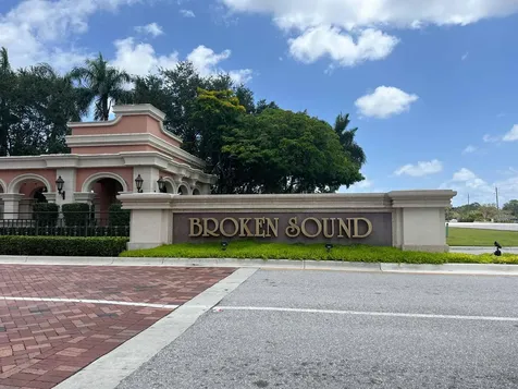 2519 Nw 52nd Street Boca Raton FL 33496