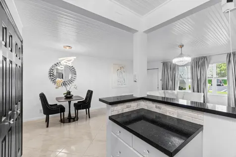 340 Horizons Boynton Beach FL 33435