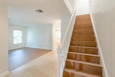 2413 Nw 32nd Street Boca Raton FL 33431