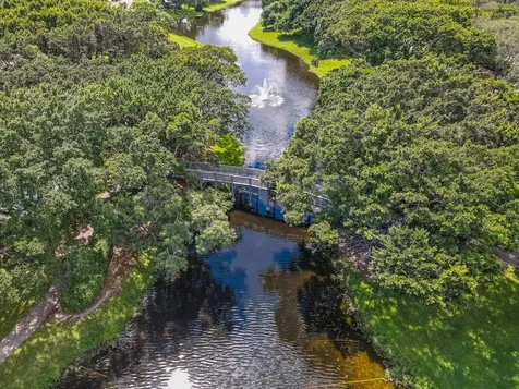 2413 Nw 32nd Street Boca Raton FL 33431