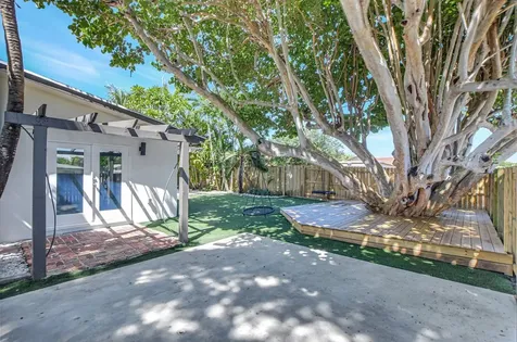 1301 Nw 4th Street Boca Raton FL 33486
