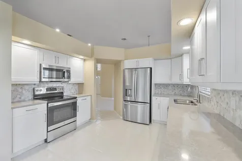 6388 Three Lakes Lane Boynton Beach FL 33437