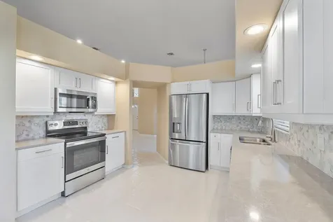 6388 Three Lakes Lane Boynton Beach FL 33437