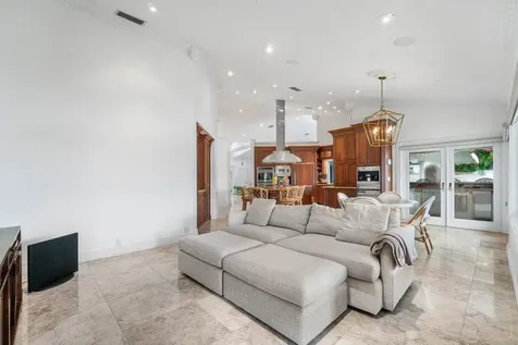 4875 Oxford Way Boca Raton FL 33434