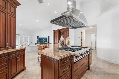 4875 Oxford Way Boca Raton FL 33434