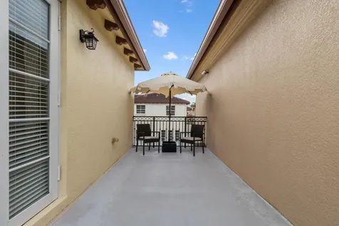 110 Via Floresta Drive Boca Raton FL 33487