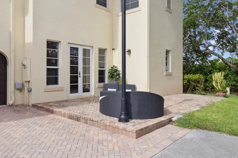 110 Via Floresta Drive Boca Raton FL 33487