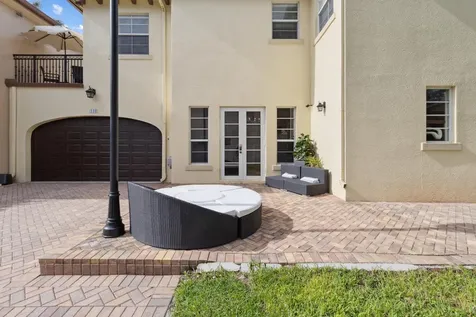 110 Via Floresta Drive Boca Raton FL 33487