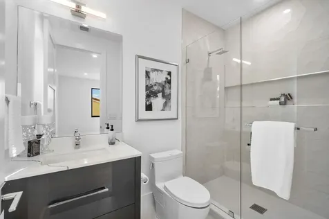 2737 Ne 18th Street Fort Lauderdale FL 33305