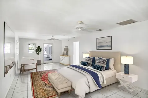 448 Sw 10th Avenue Boynton Beach FL 33435