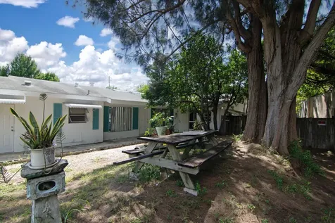 448 Sw 10th Avenue Boynton Beach FL 33435
