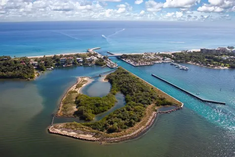 448 Sw 10th Avenue Boynton Beach FL 33435