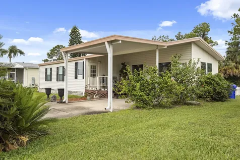 1657 Elkhart Circle Tavares FL 32778